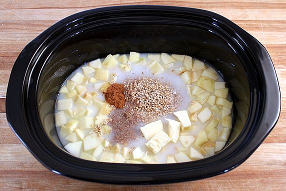 Overnight Crockpot Slow Cooker Baked Oats - Foodess