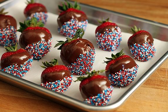 Easy Forky DIY chocolate covered strawberries, @writingwithrome