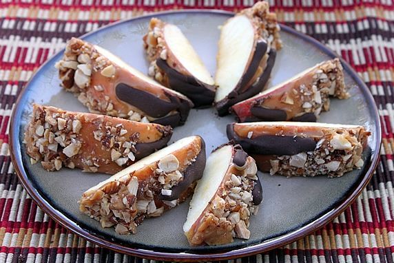 apples slices on plate2